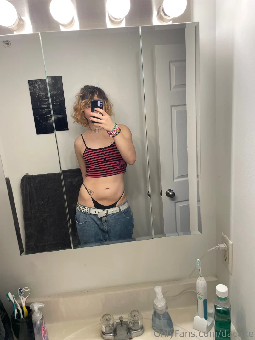 Scene emo trans girl edges herself to orgasm lt 3 some free pics a part 1 