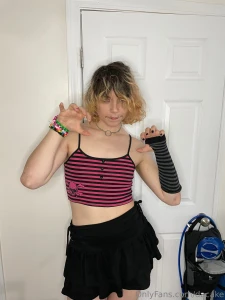 Scene emo trans girl edges herself to orgasm lt 3 some free pics a part 2