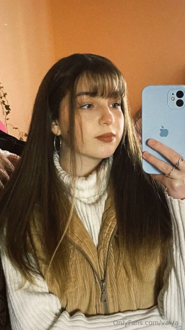 Valya 