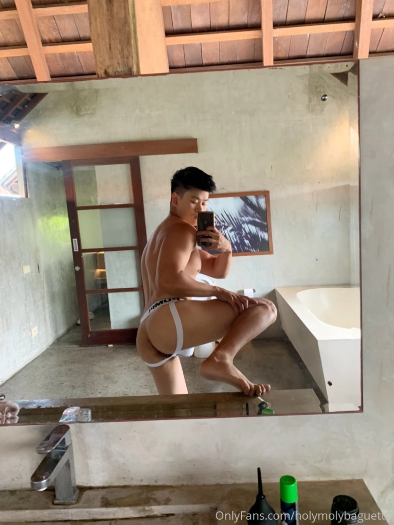 Good morning from bali here s some booty pic in a jockstrap 
