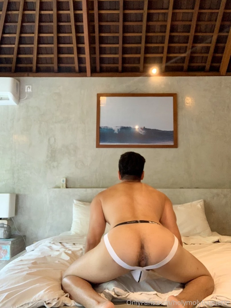 Super horny lately but nobody wants to destroy this tight ass 