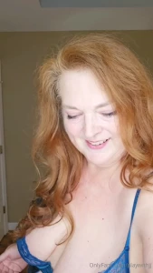 I m whispering to your cock talking dirty and showing off all my goods