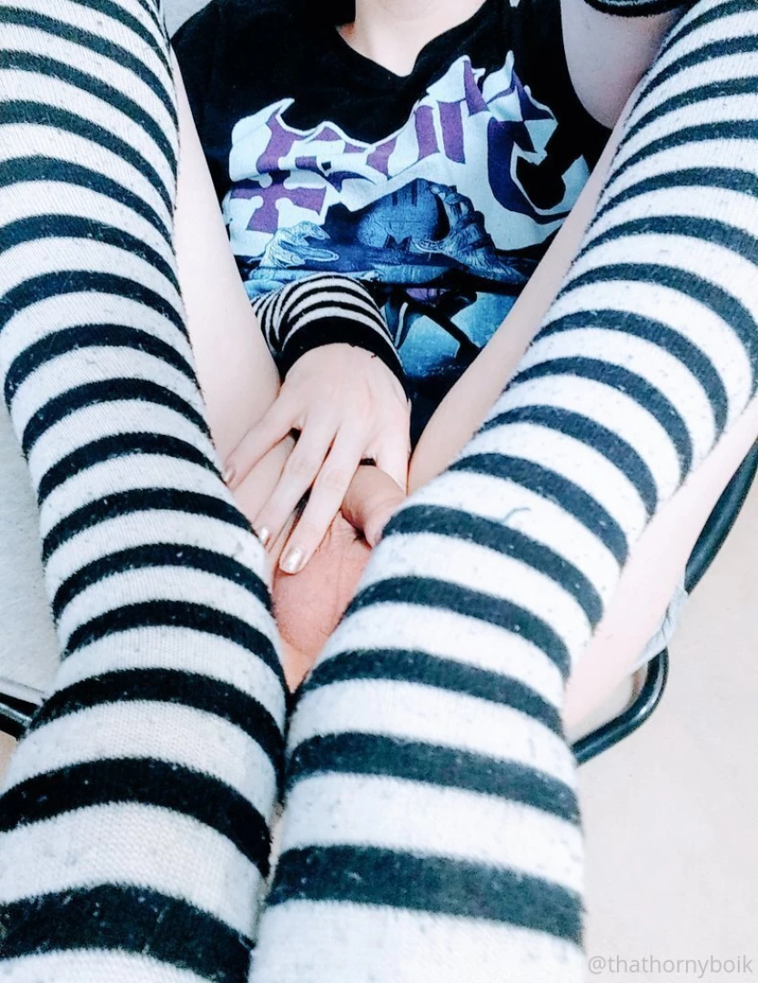 Mmm lots and lots and lots of pics hehe 