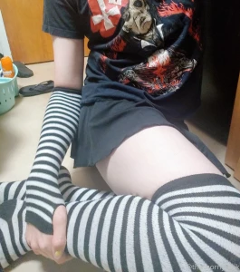 I looove this black and white and ghost outfit part 3