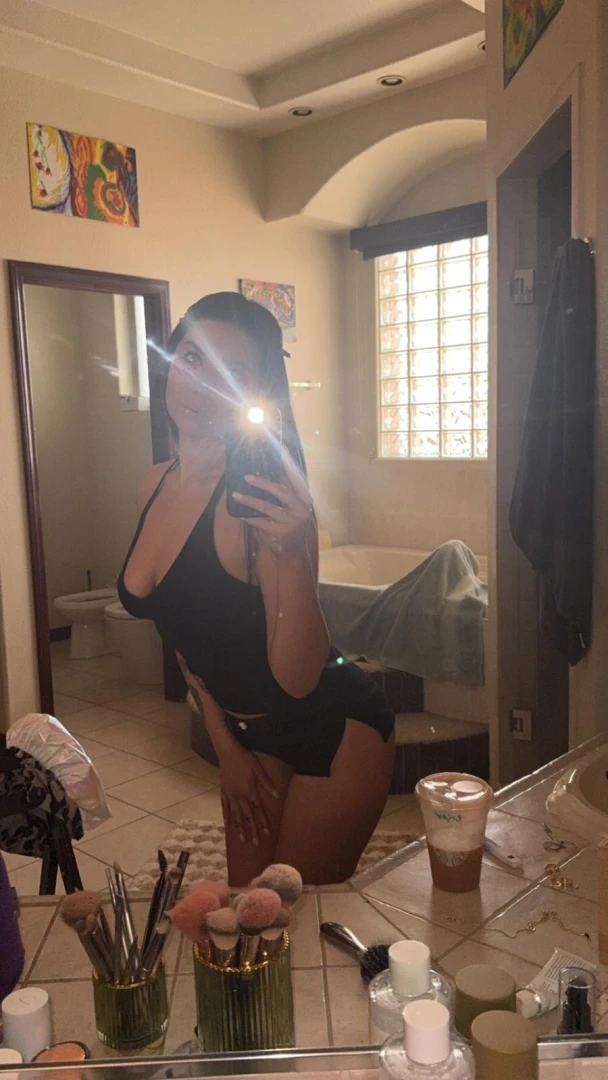 Not doing anything special just making you think about me 