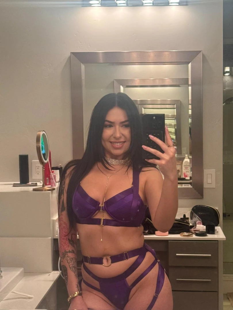 I m going live again everyone loved it so much last time i m doing it 