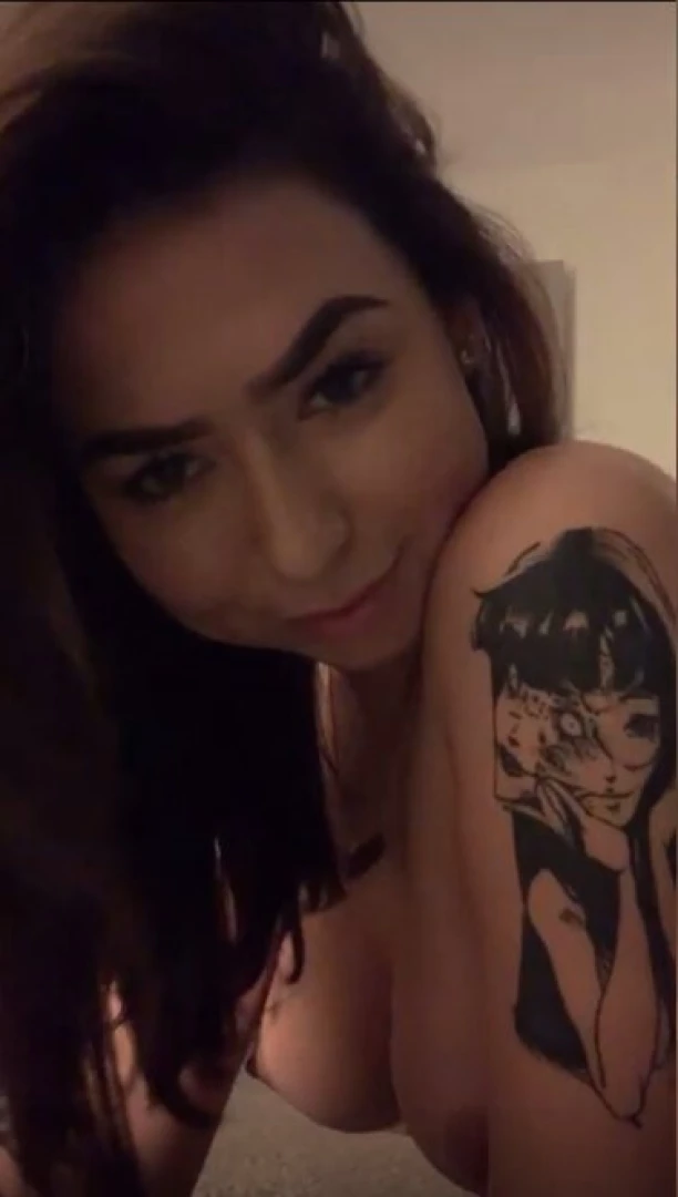 I m bored and horny come talk to me like your naughty little 