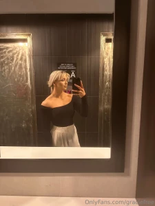 Try to look away i love when you fail more here https onlyfans com