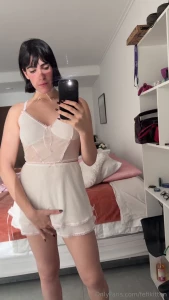 Just tried this on should i keep it on or let it slip off