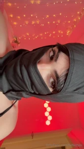 What would u do if i showed up in ur bed like this part 1