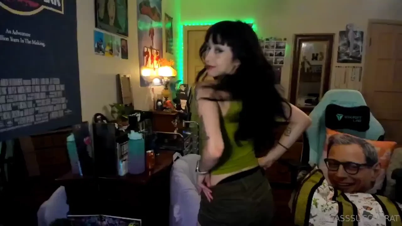 Gooooood i am topsy turvey by myself pls tell me this is hot or 