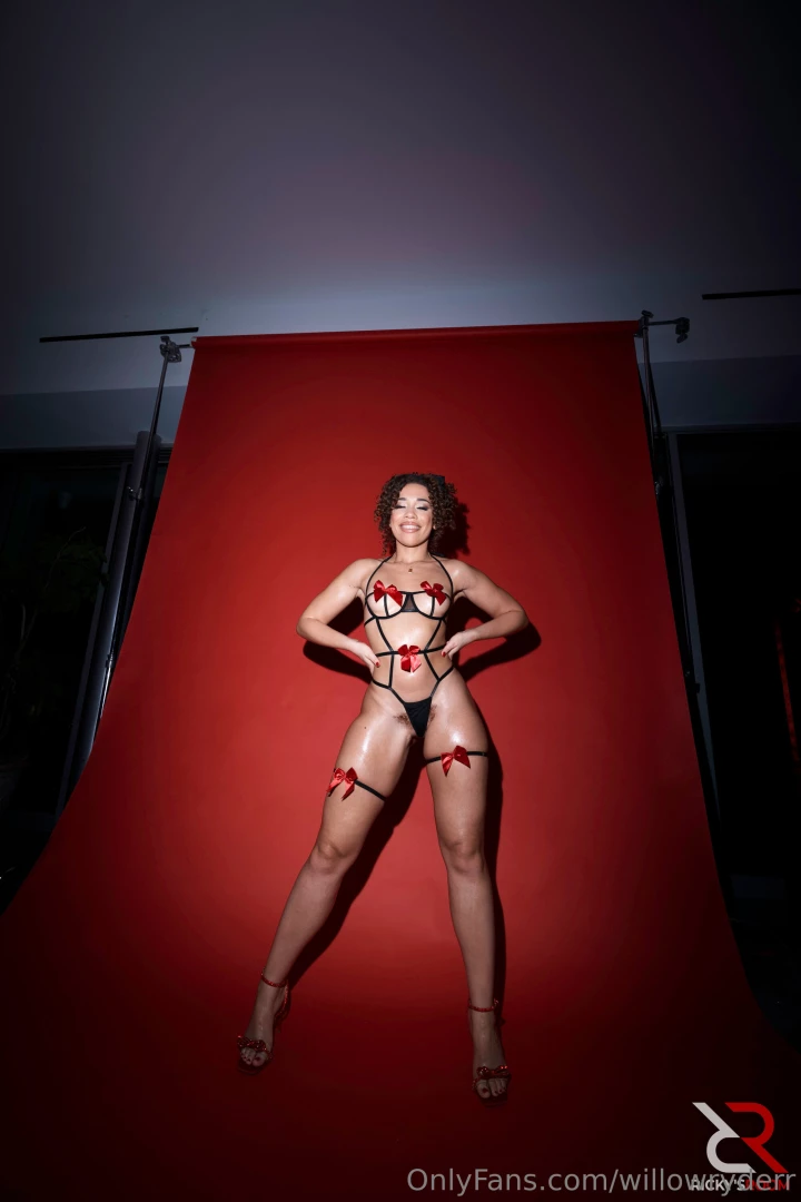 Your goddess has entered the chat 