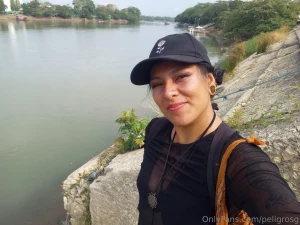 Estoy en colombia rumbo al mar caribe