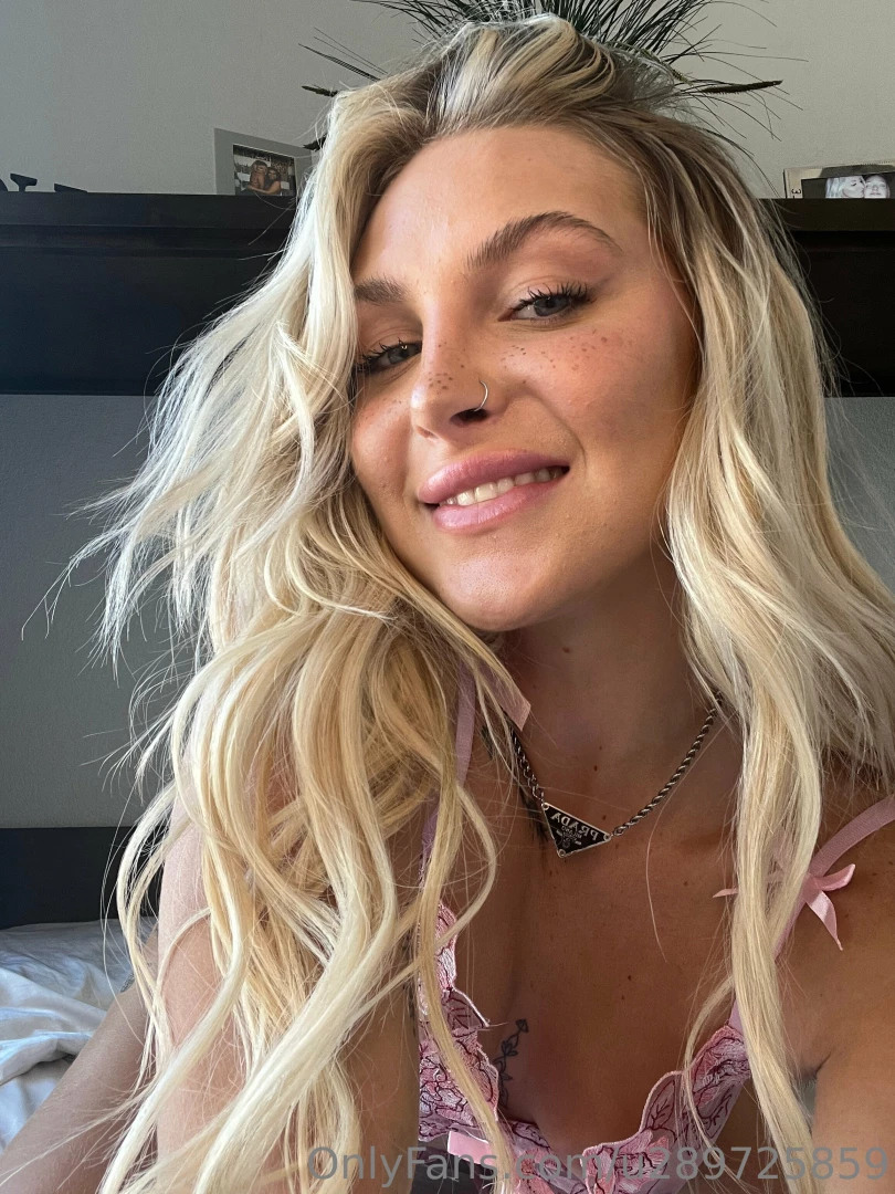 Im online and horny part 39 