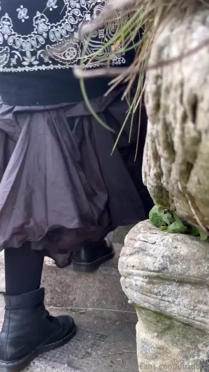 Found a cute staircase near an old building hehe 