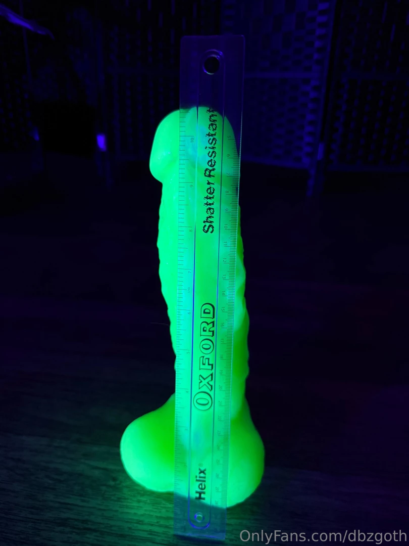 A firm favourite over on dbzgothxxx 