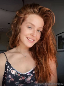 Omg viki_vii wants you i heard this slut likes hard cocks don t miss part 50