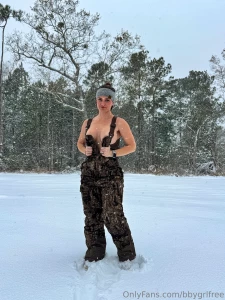 Southern girl in the snow buy this post for snow titties part 2