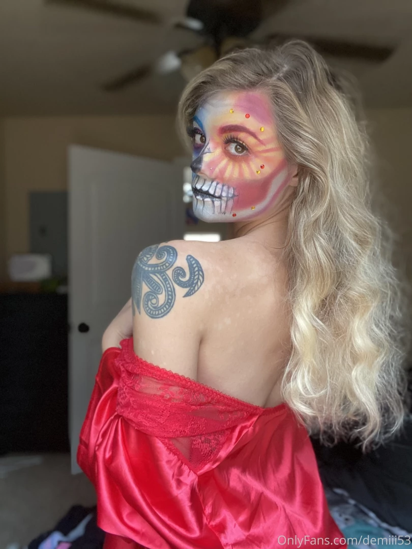 Happy halloween i ll be your treat 