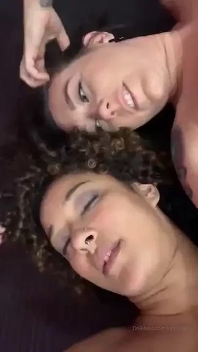 A cute little bts from a shoot i did with daisyducati a different day 