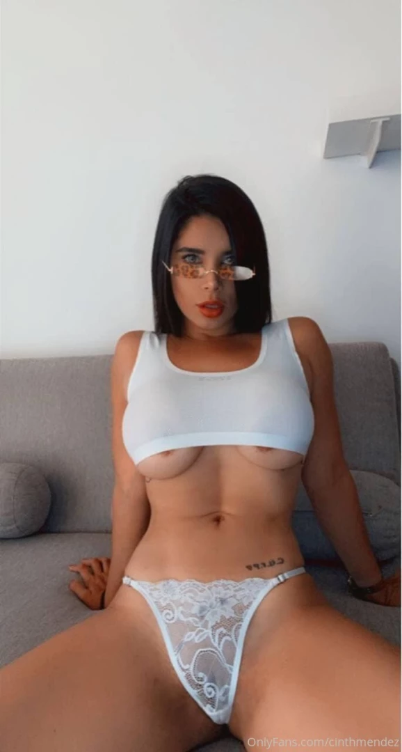 Ufffff no saben el video que acabo de subir al vip con este look y 