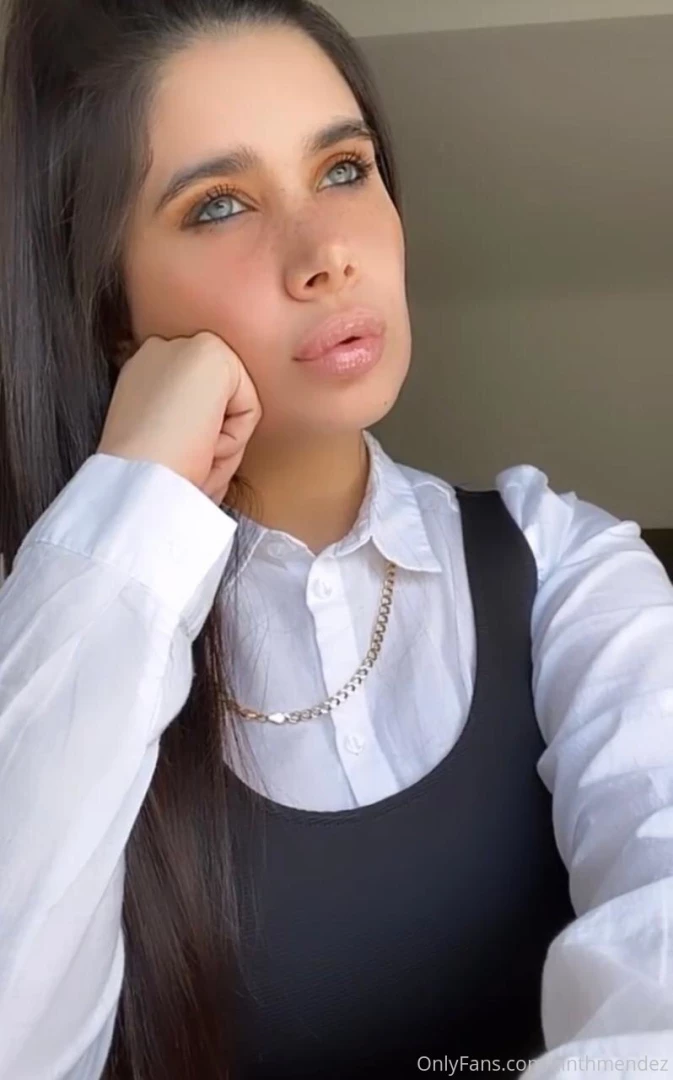 Tengo cara de buena pero una diabla por dentro i have a good face but 