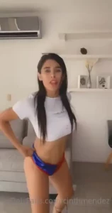 Amo bailar les dije en el vip lo mismo pero super hot i love dancing