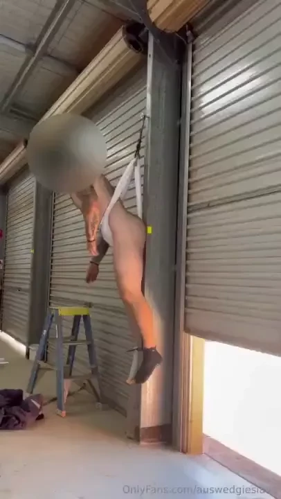 So my work colleague had to duck out to the post office guess i ll 