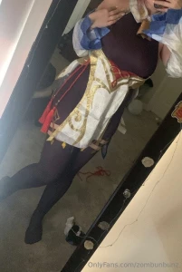 Hey loves one of you darling people bought me a ganyu cosplay what do