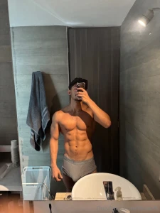 No one is around should we part 1