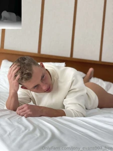 Wanna wish u good night but maybe u have a better plan