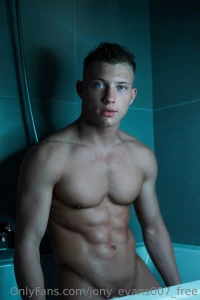 Life is made for simple pleasures like healthy food keeping ur body