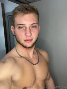 Now it s ur turn to send me selfies honey please show me something