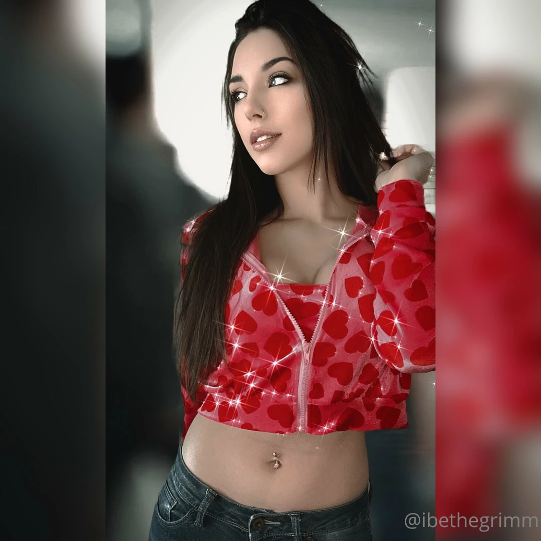 Finally did a new cosplay again happy belated v day should i make a 