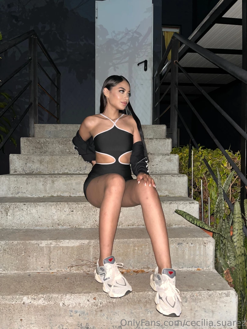 I look innocent but my dms tell a different story 