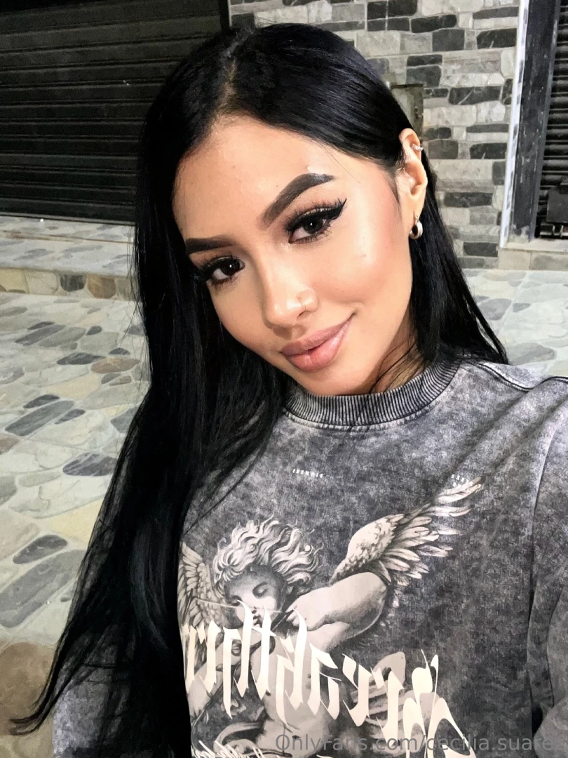 Let s play a game winner gets a special surprise 