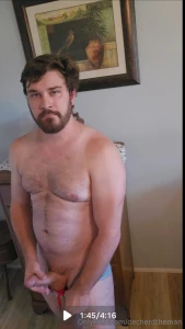 Quick cumming vid from that photoshoot with a silly intro while i get