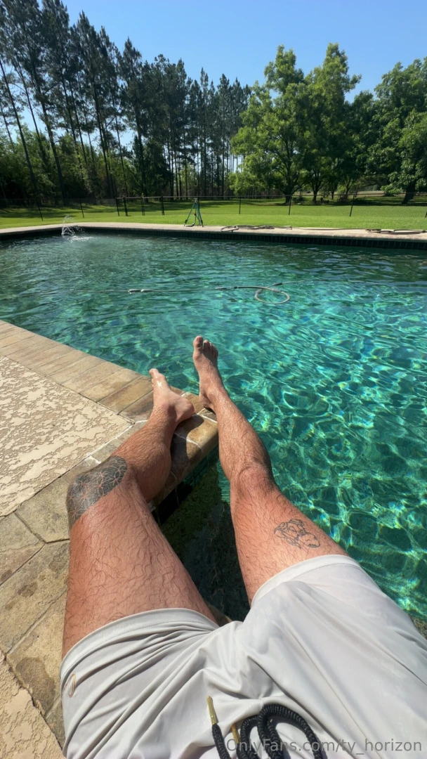 I really wish i was getting my dick sucked by the pool part 1 