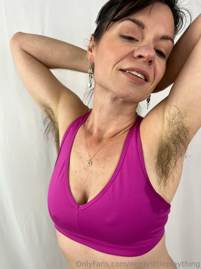Took these right after a long workout got so sweaty my natural scent 