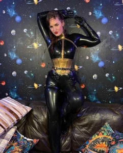 Stars in your eyes i will make you sing good morning my kinky friends