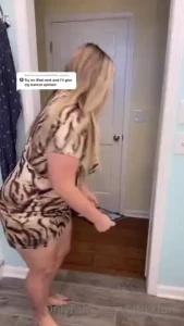 Did you like my squats also who wants to see naked tik toks