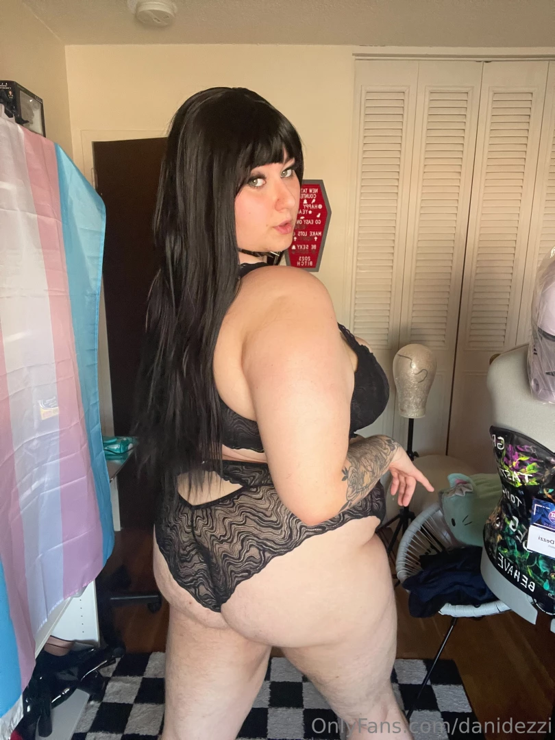 All pretty just for you part 4 