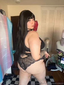All pretty just for you part 4