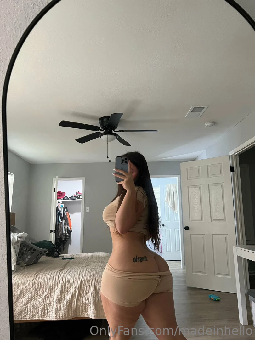 Be honest titties or ass 