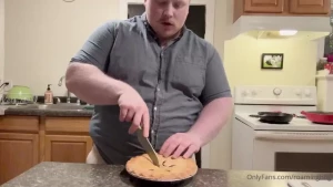 Fatty gets so excited by a blueberry pie he can t help but become one