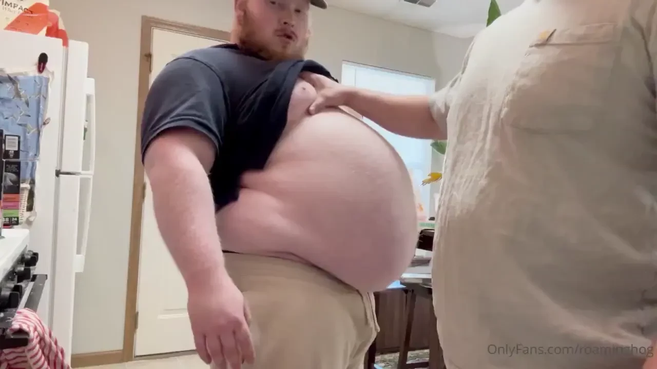 So glad brawnycub got to play with this belly 