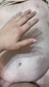 Fuck my fupa and feed me fatter