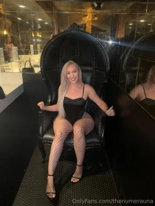 Are you ready for me to cum and sit this phat asss on that cock baby