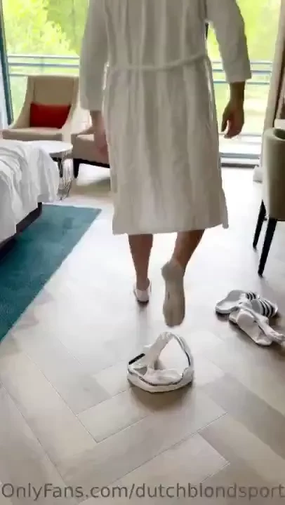 Wish u were standing outside and saw the front part too 