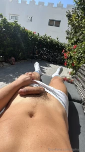 Looking for a tanning buddy